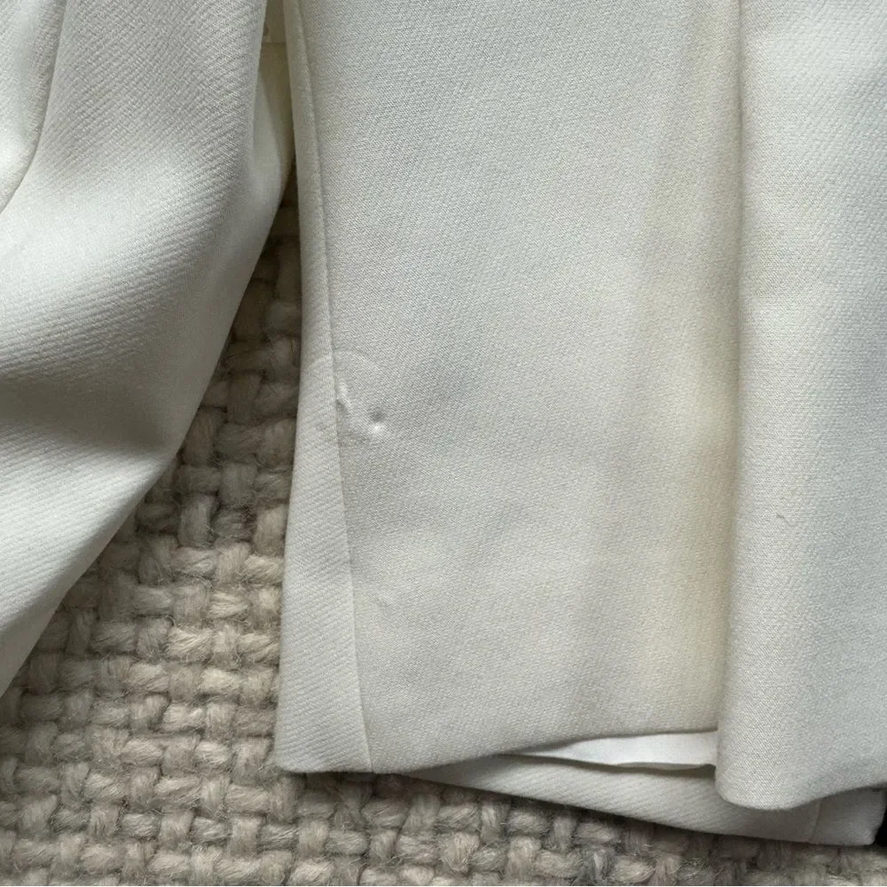 L'AGENCE White Blazer with Black Lapel - Picture 7 of 7